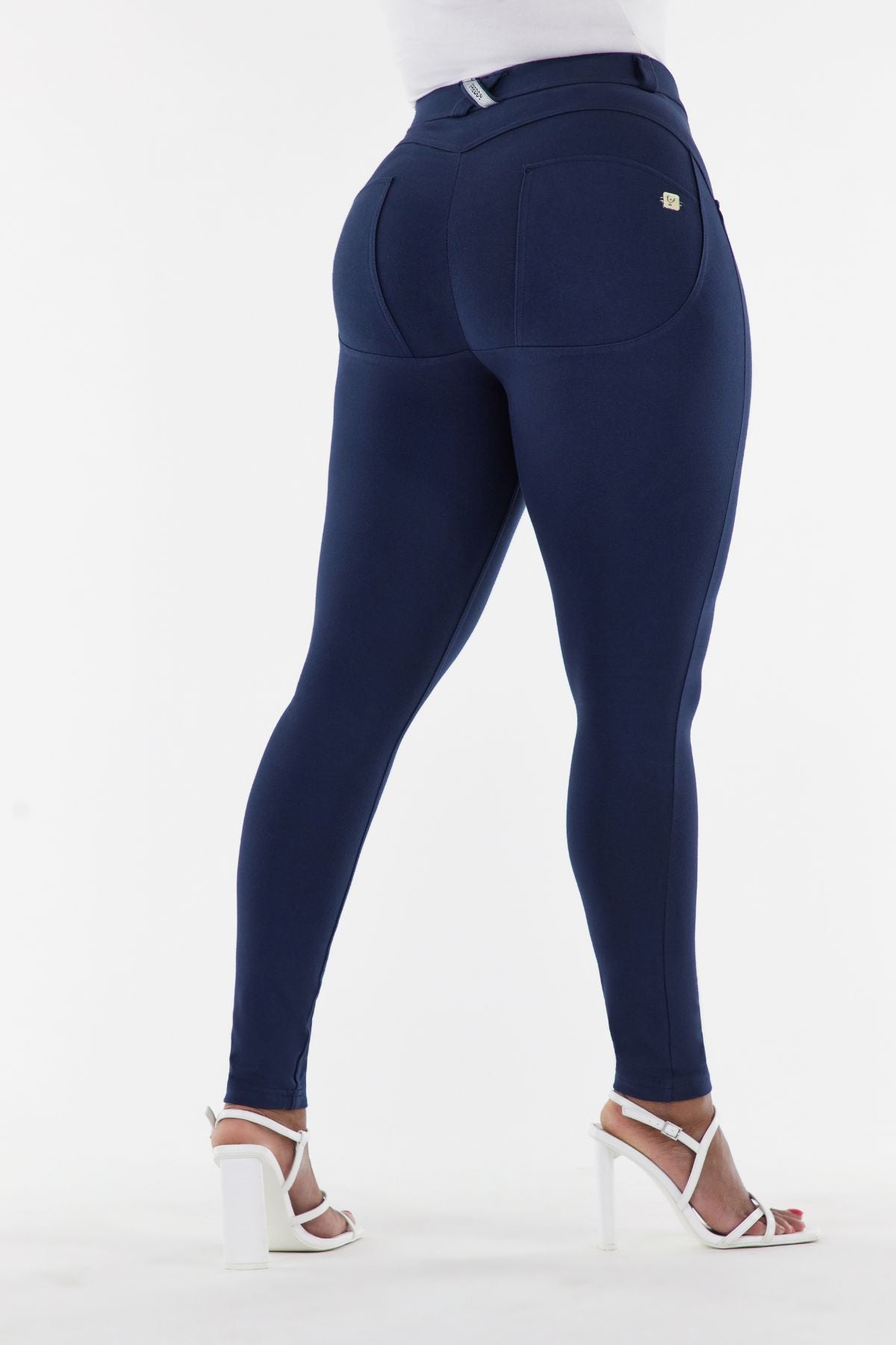 Navy Curvy Cotton Mid Rise Ankle Length – Last Sizes – view 2