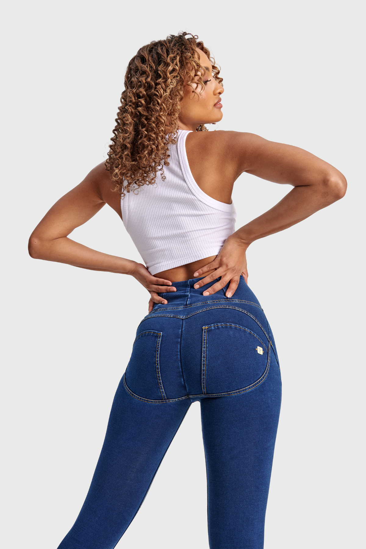 Dark Denim Skinny Shaping Jeans – High Waist, Full Length, Yellow Stitch – view 3