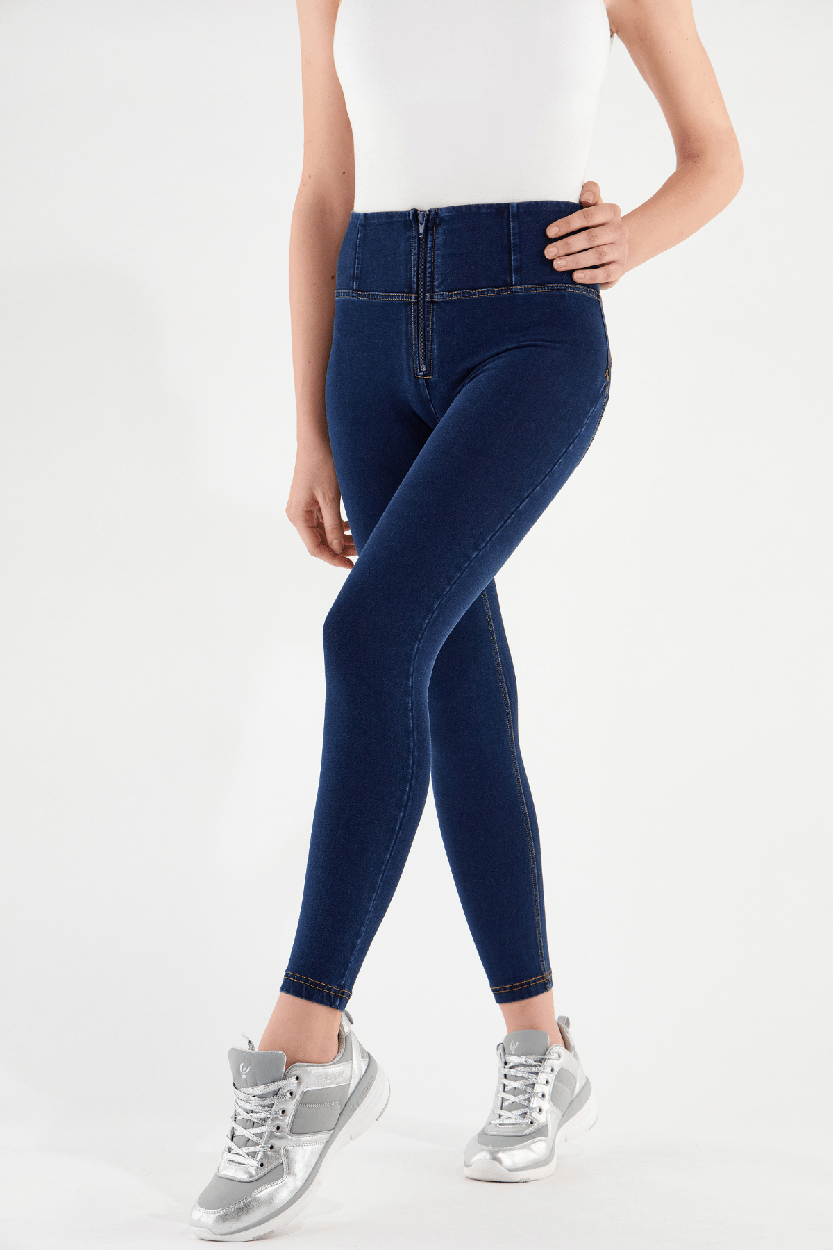 Dark Denim Skinny Shaping Jeans – High Waist, Ankle Length, Yellow Stitch – view 3