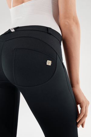 DIWO Pro Black Sculpting Trousers – Mid Rise, Ankle Length