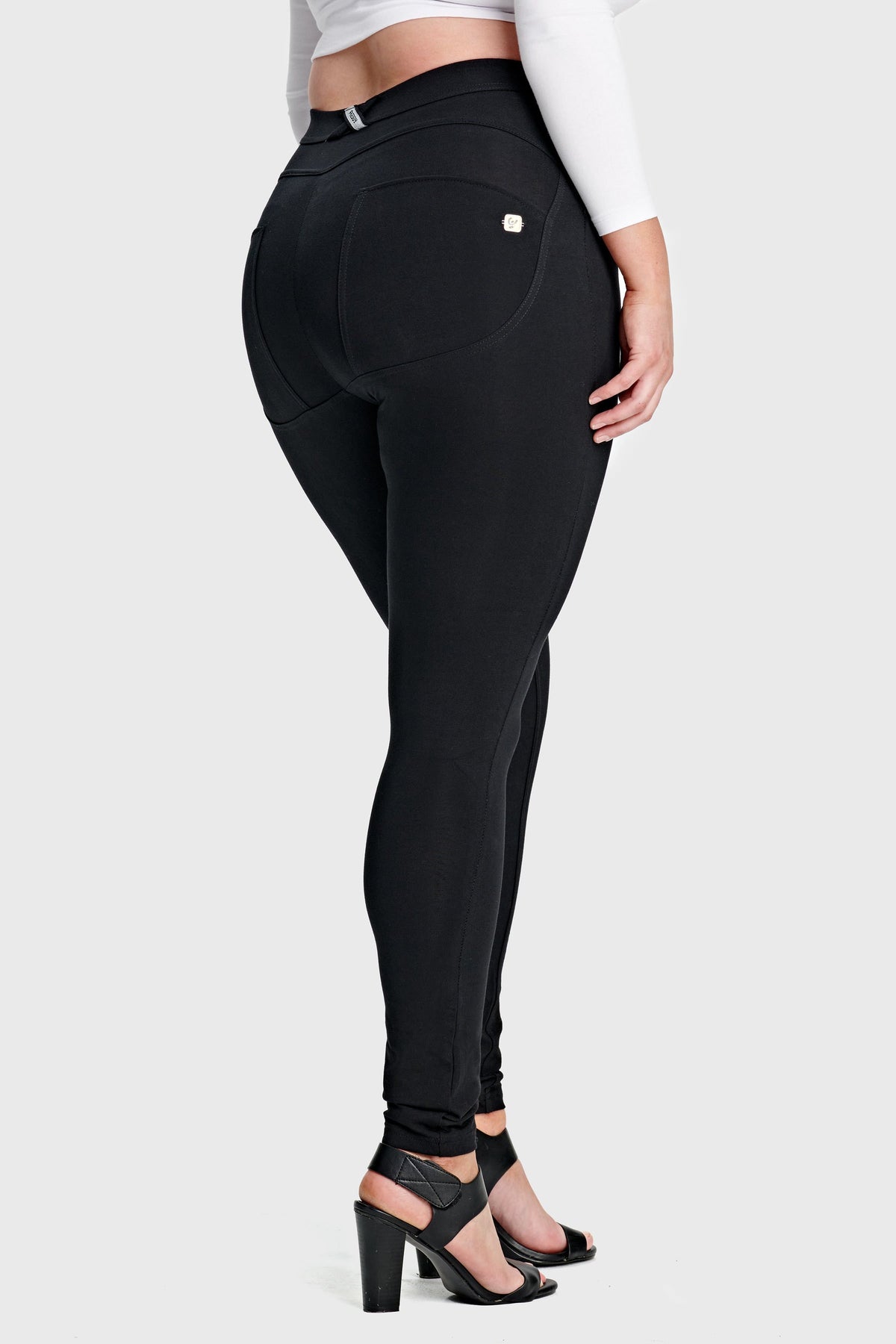 Black Hourglass Fit Skinny Trousers – Mid Rise, Full Length – view 2