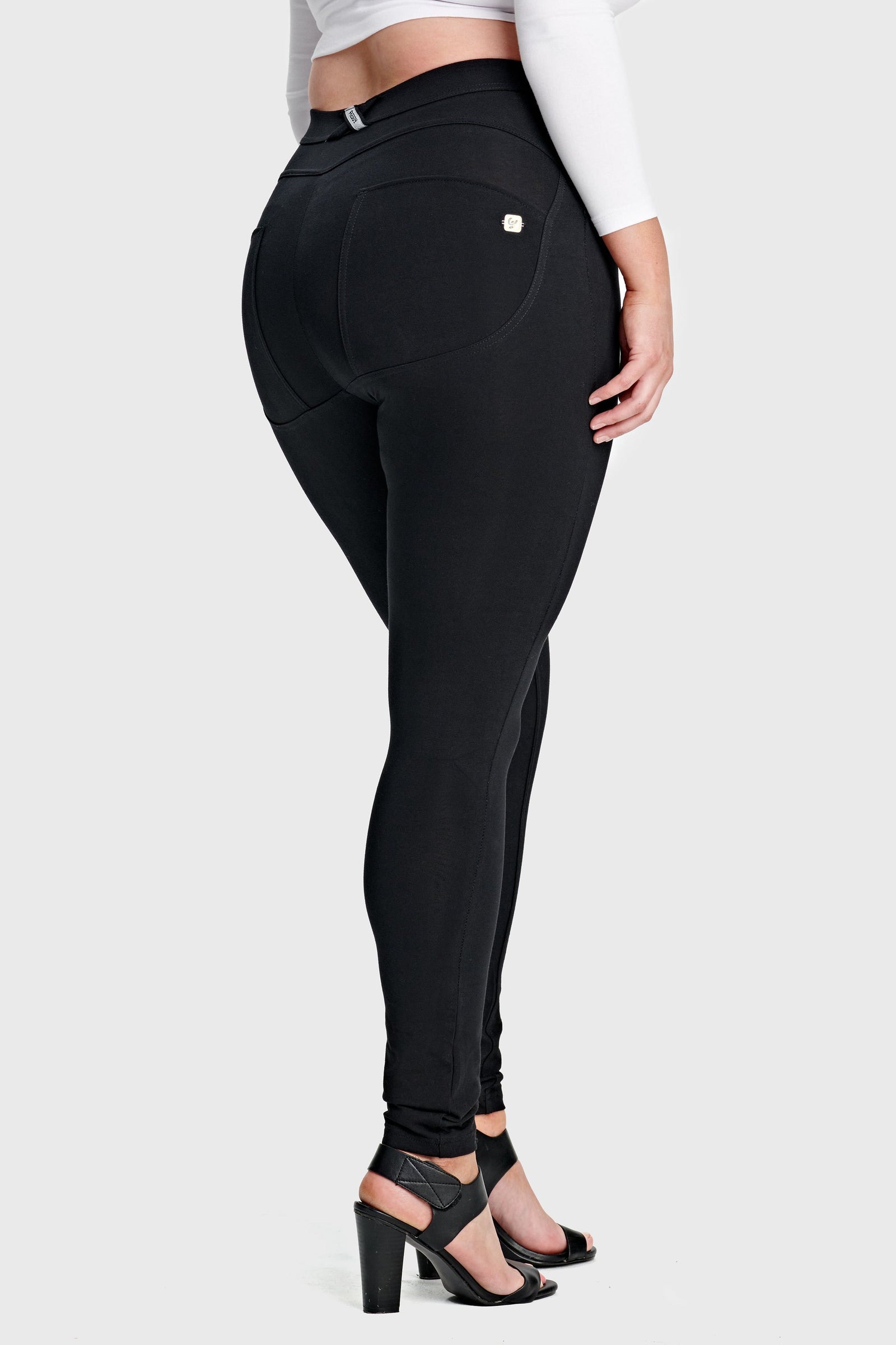 Black Hourglass Fit Skinny Trousers – Mid Rise, Full Length – view 2