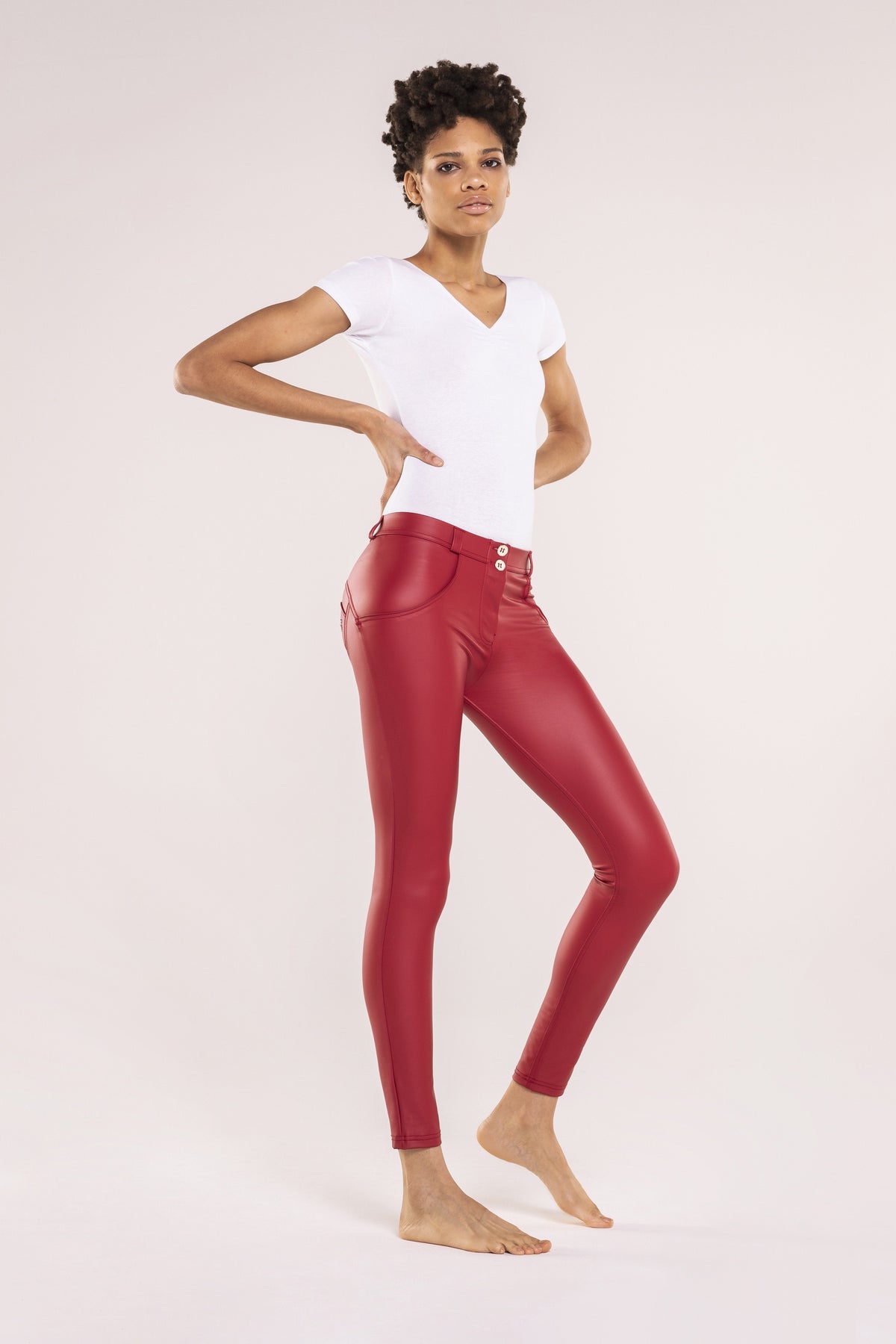 SKINNY FAUX LEATHER MID RISE RED ORGANIC