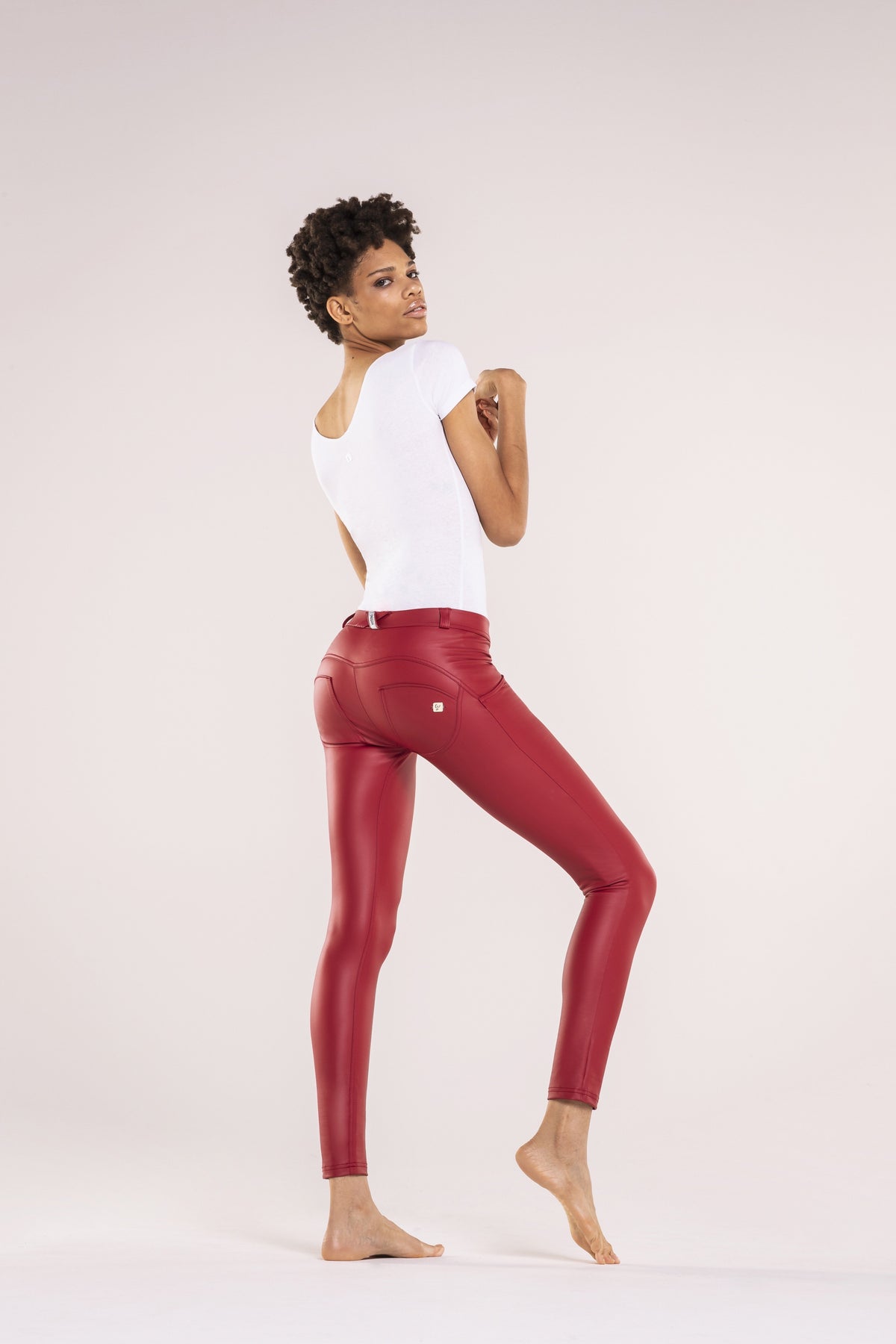SKINNY FAUX LEATHER MID RISE RED